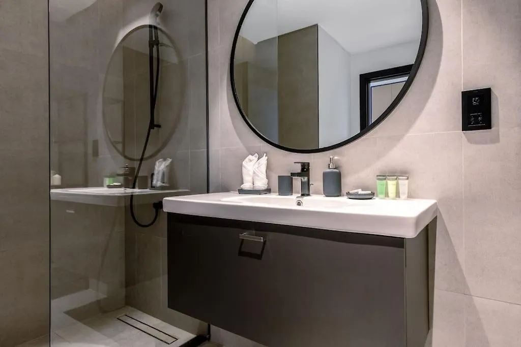 Waves - Premium Studio Stay In The Heart Of Business Bay Dubai United Arab Emirates