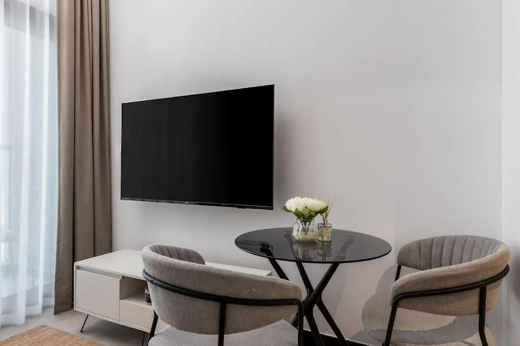 Waves - Premium Studio Stay In The Heart Of Business Bay Dubai